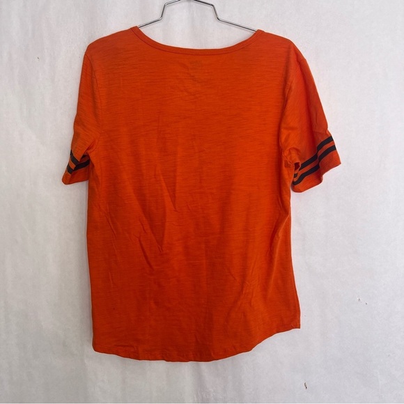 5/$25 Oregon Beavers football T shirt medium - Picture 2 of 3